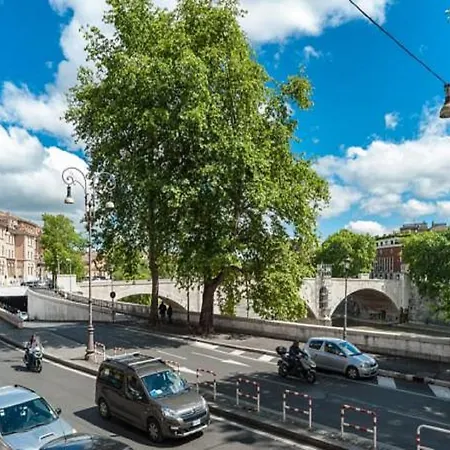 Trastevere Apartment *